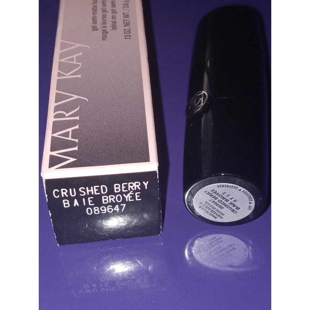 Mary Kay CRUSHED BERRY  Gel Semi-Matte Lipstick. New In Box